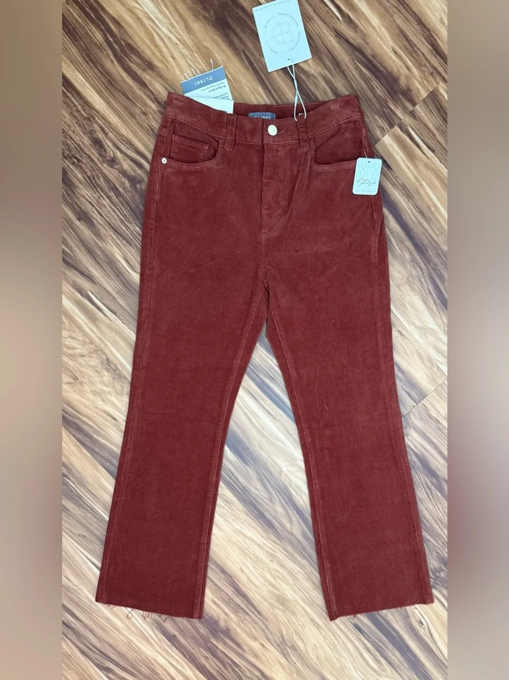 ✨ New - DL 1962 Bridget Corduroy Crop Flare Pants - Size 26 ✨